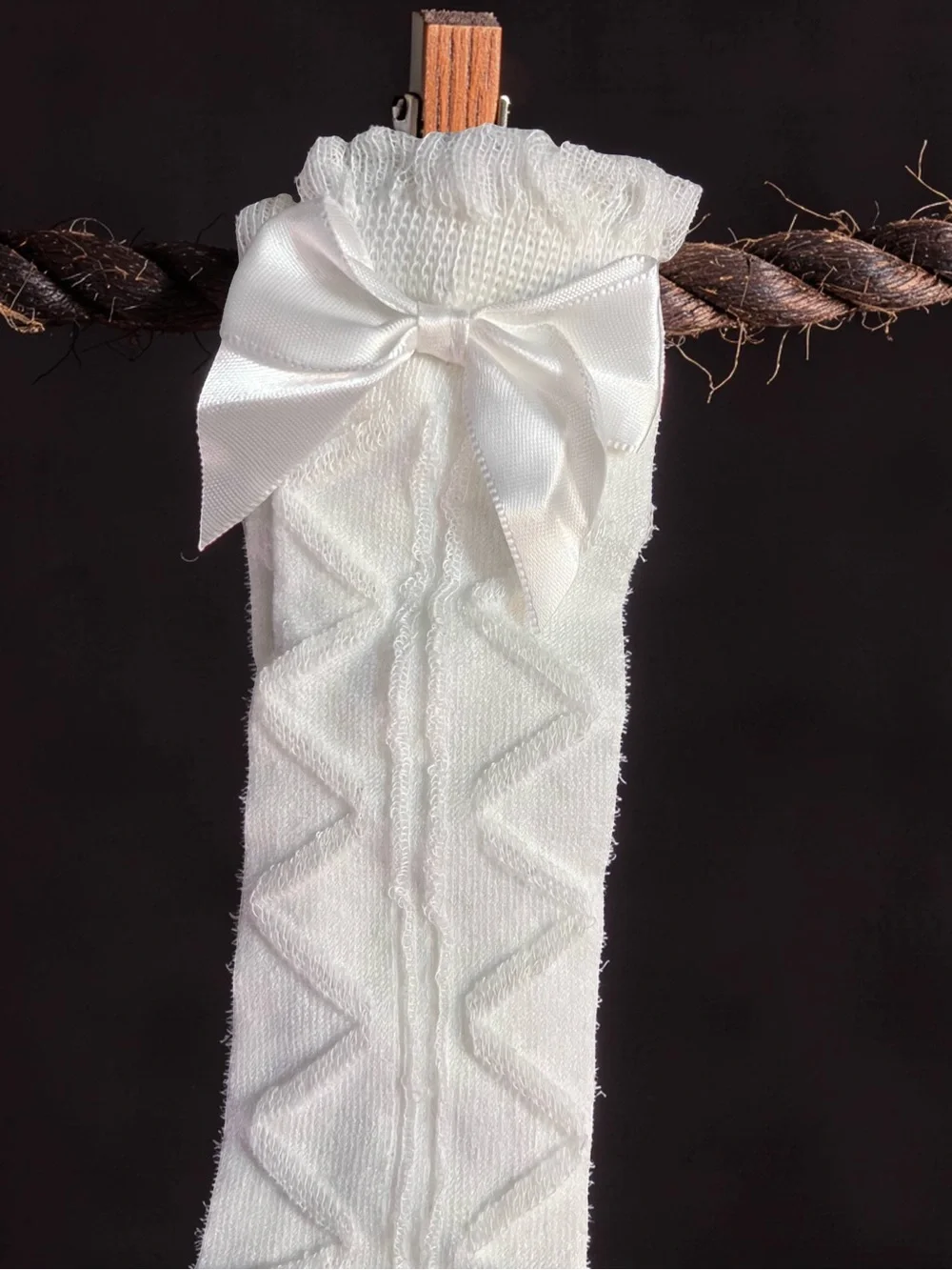 NWT Boutique White Pointelle Chevron Knit Bow Knee High Socks